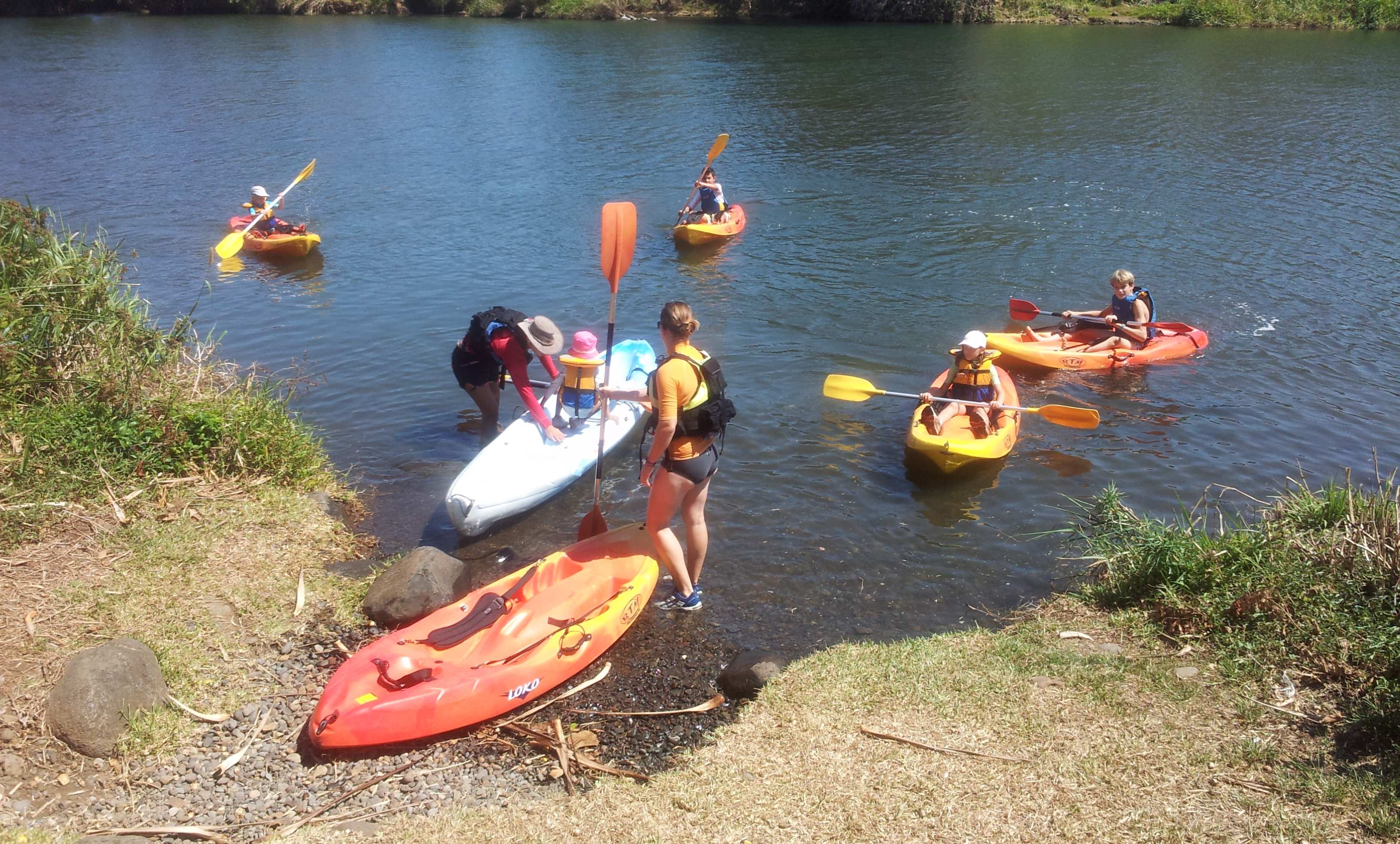 Redémarrage du CKCB — Rivière des Roches, 2012